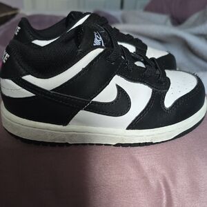 Nike Kids Black and White Sneakers